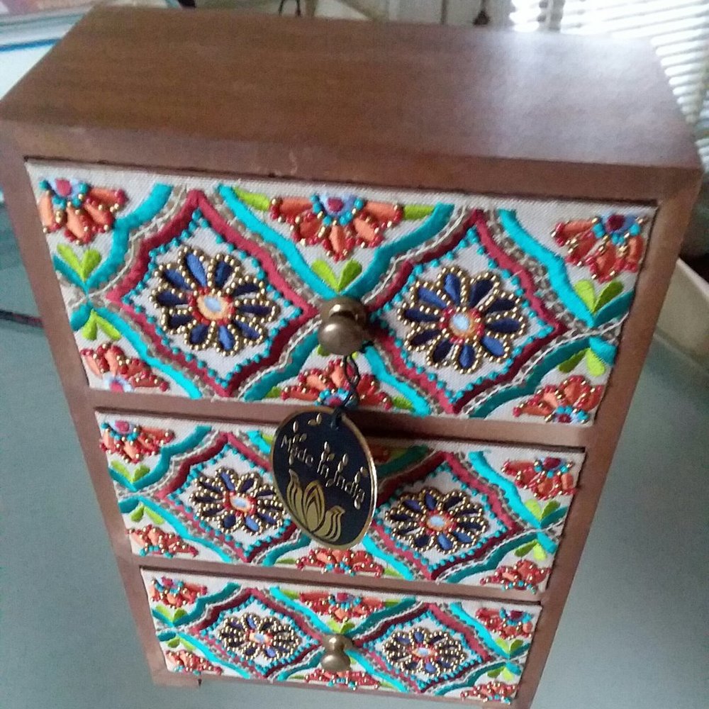 New Beautiful Wooden jewelry box with 3 drawers